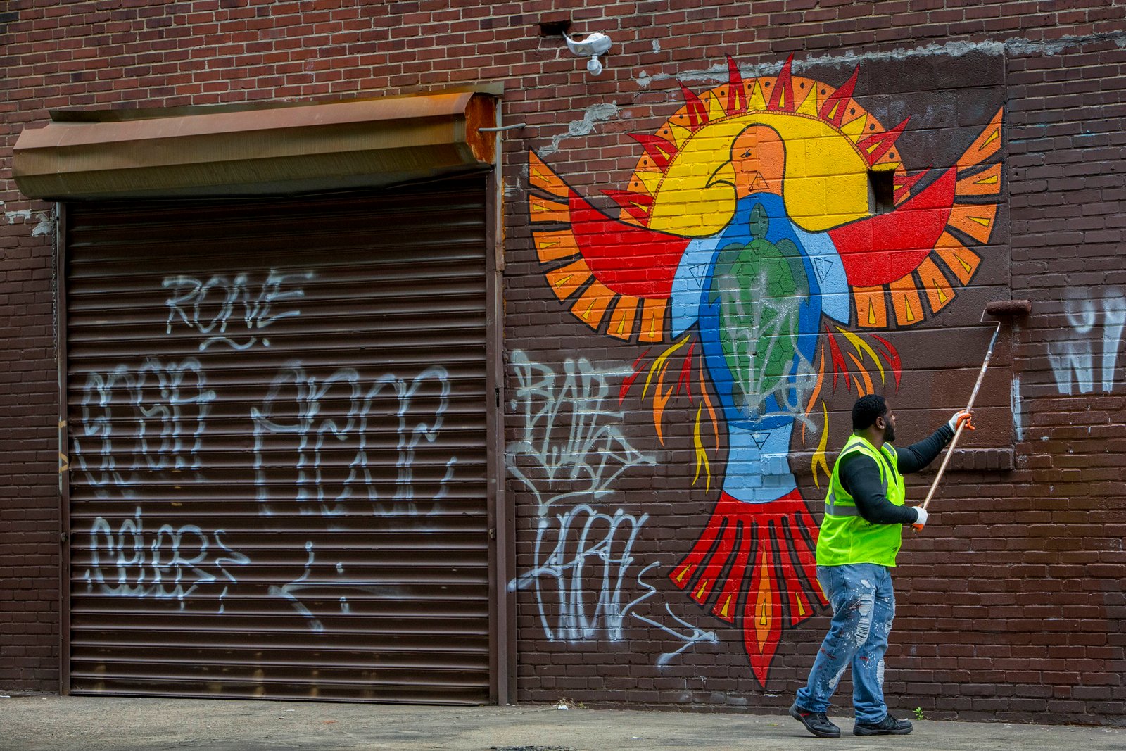 Philadelphia Cleans Up Gateway Areas Ahead of Major Events, but Residents Want More