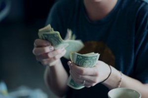 18 “Normal” Money Habits That Are Secretly Keeping You Broke