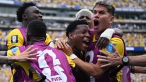 Ecuador Stuns Germany With Dramatic Comeback to Reach World Cup Round of 32
