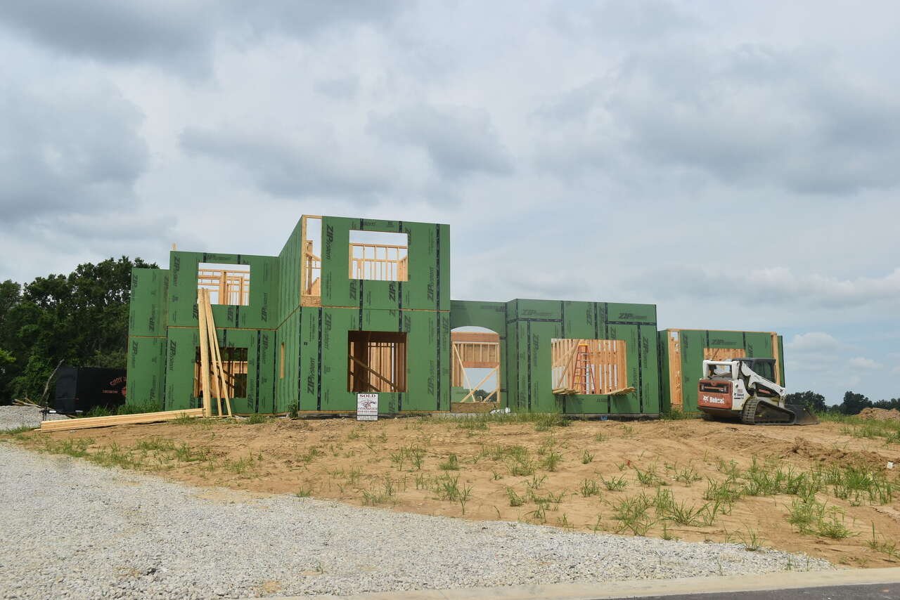 What’s New on Old Carpenter Road Near Edwardsville?
