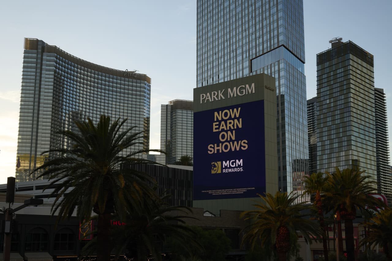 MGM Resorts May Be Set for a Sale as Casino Stocks Heat Up