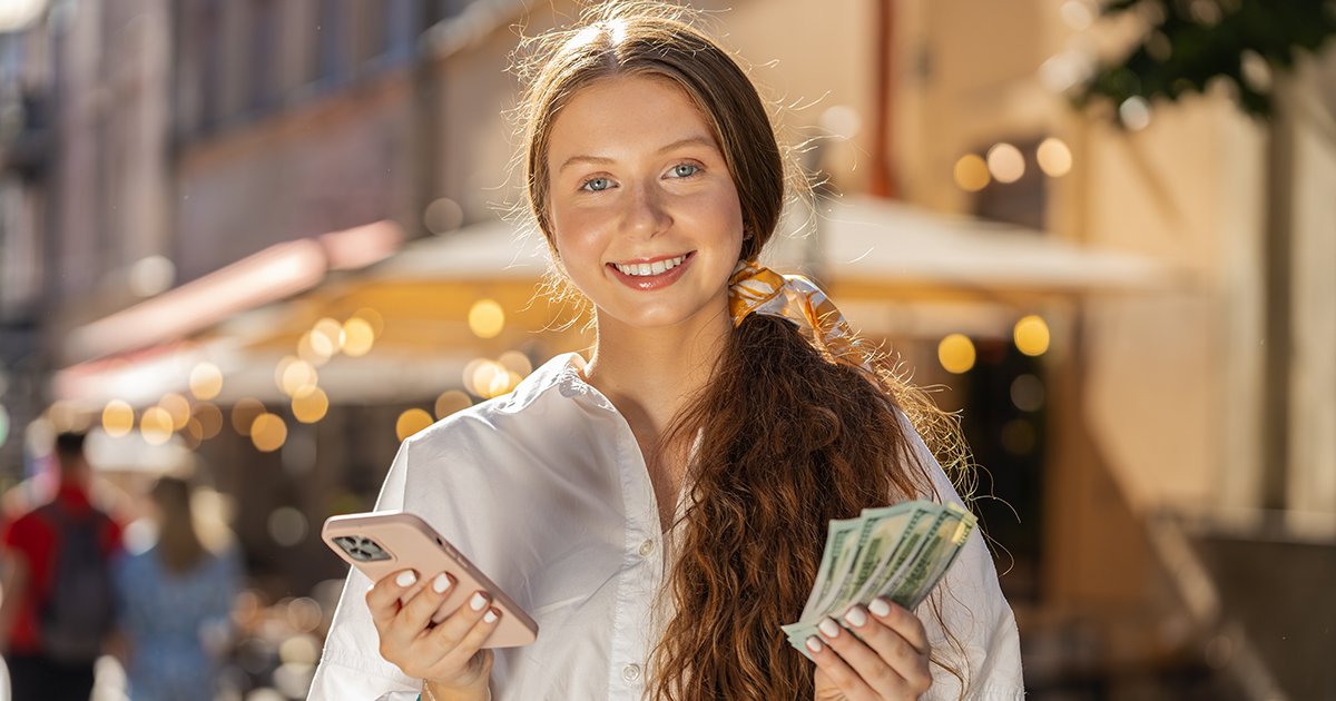 8 proven travel hacks that save money and 8 that waste it
