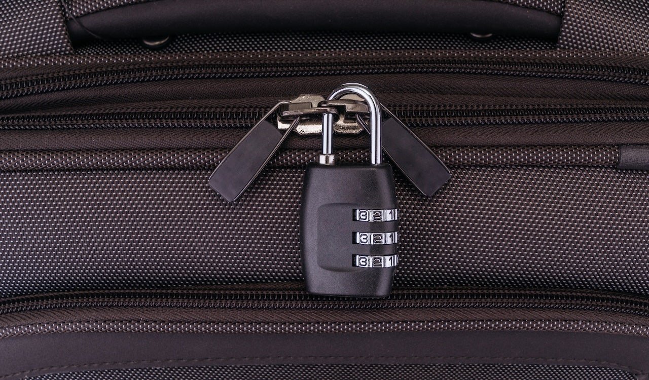 15 Must-Have Security Tips for Safe Summer Travel