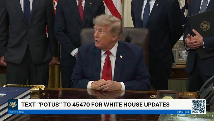 Trump Confuses Words in New Lindsey Graham Tribute
