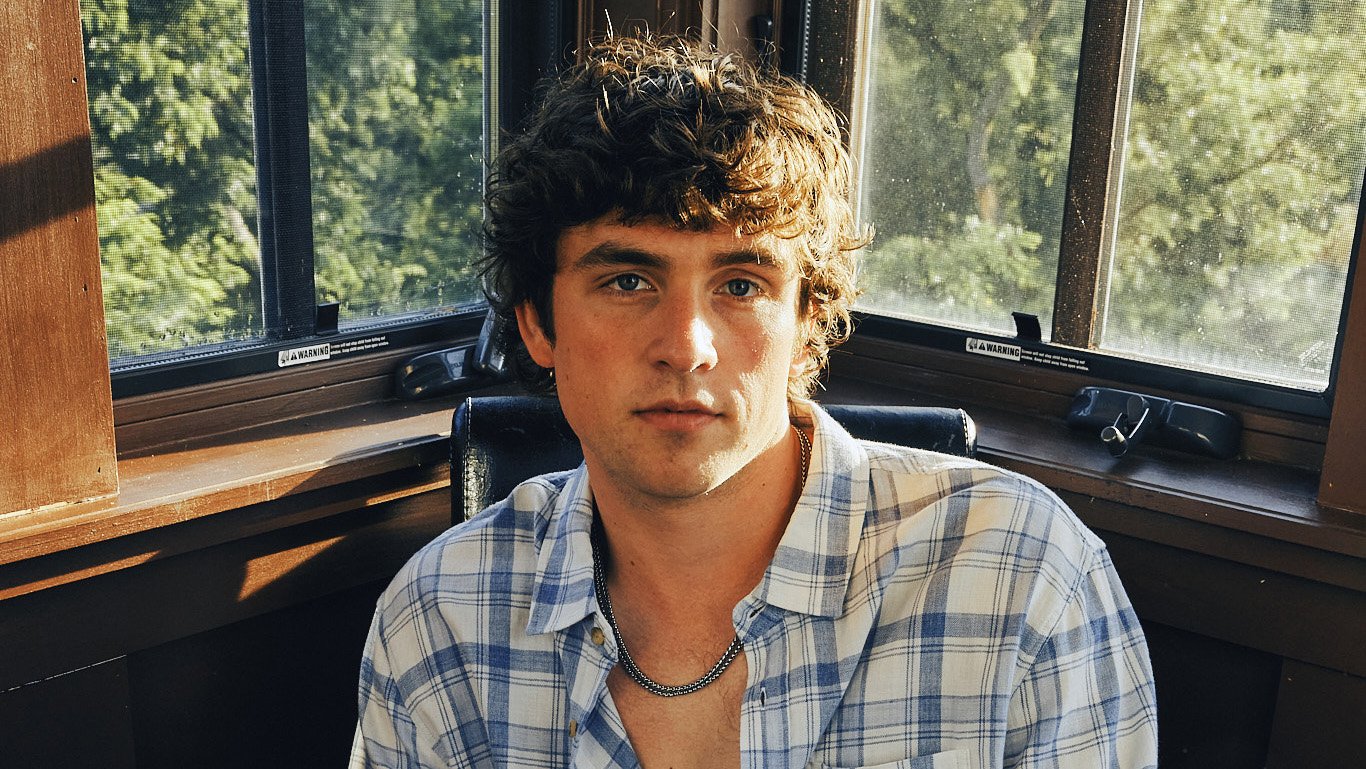 Vincent Mason’s New Single and Love Story with Stella Lefty