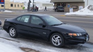 What Engine Powered the Pontiac Bonneville SSEi and How Strong Was It?