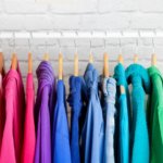 Stop Organizing Your Closet By Color: An Expert Reveals the “Golden Rule” for a Perfect Wardrobe