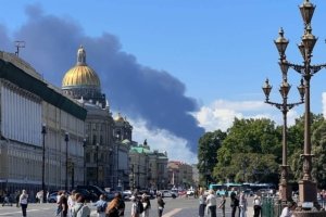 Ukraine Strikes St. Petersburg, Denies Russia Captured Key Town