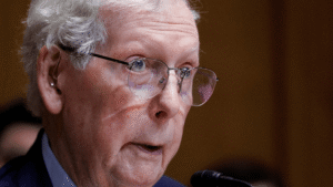 Medical Expert Warns McConnell Is ‘Unfit to Lead’