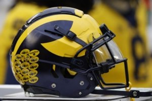 3-Star DL Ready to Shine Under Harbaugh in 2026
