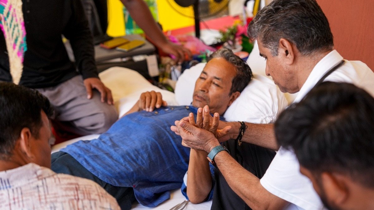Sonam Wangchuk’s 8.2 kg Weight Loss in 18 Days: The Truth About Prolonged Fasting